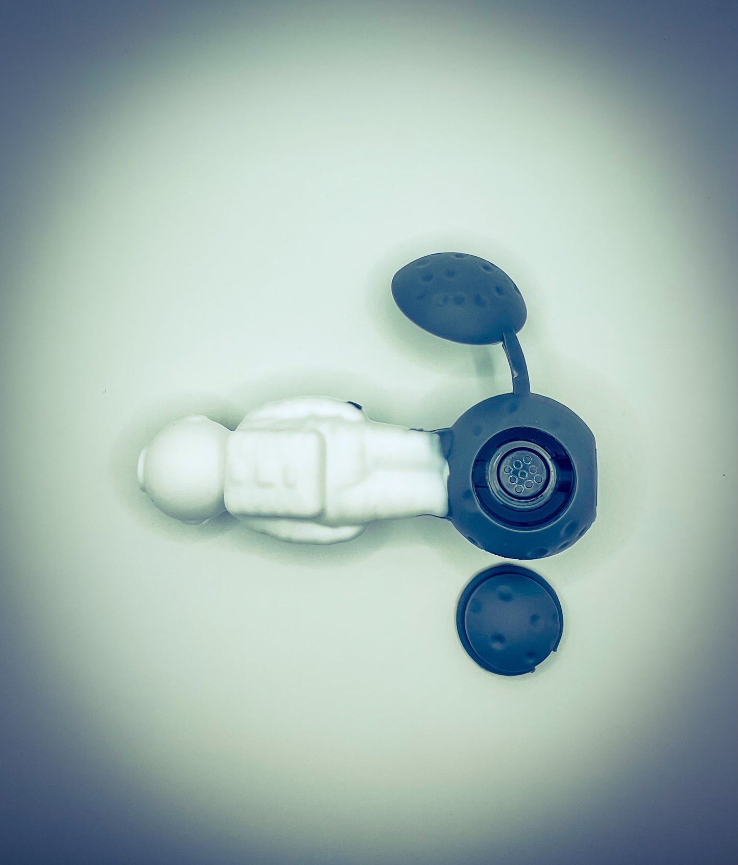 Blast Off Silicone Astronaut Smoking Piece