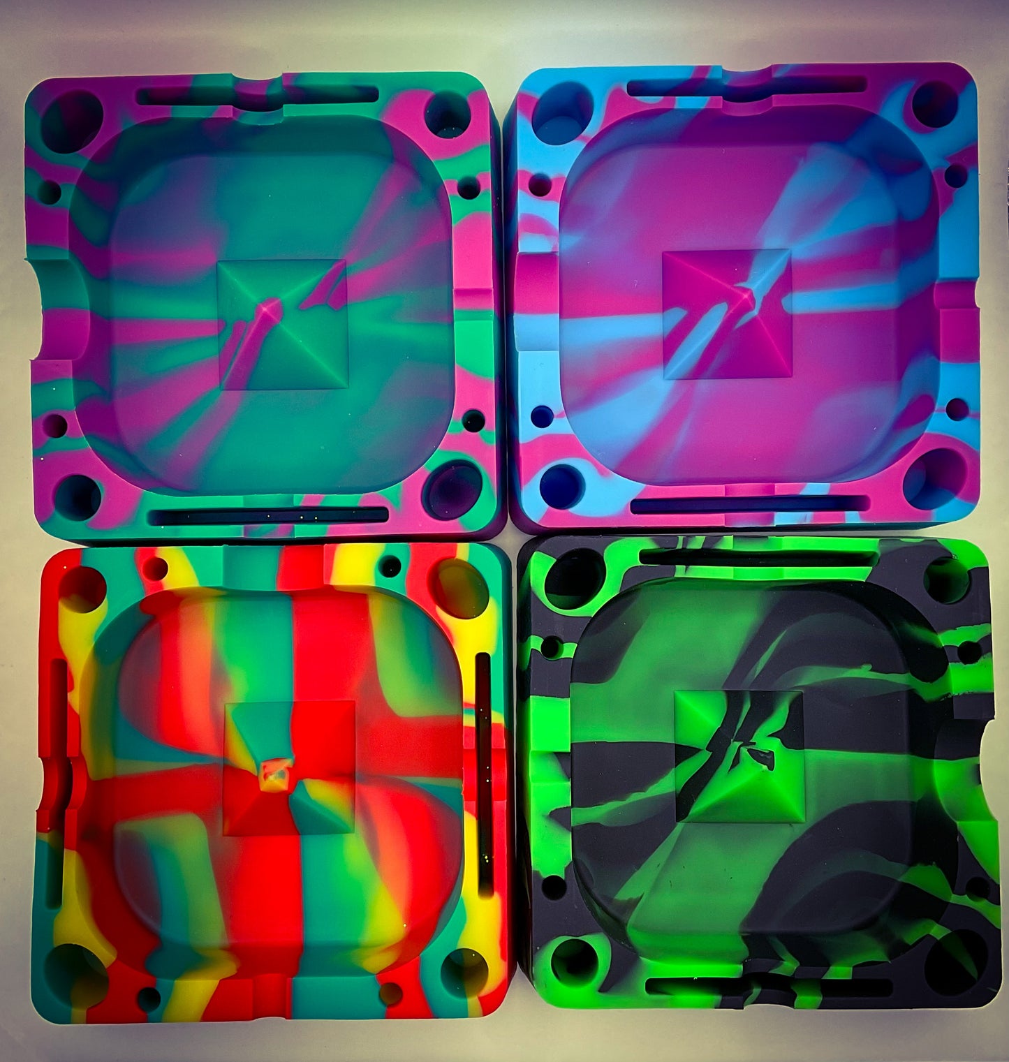 Silicone Tie Dyed Ashtray