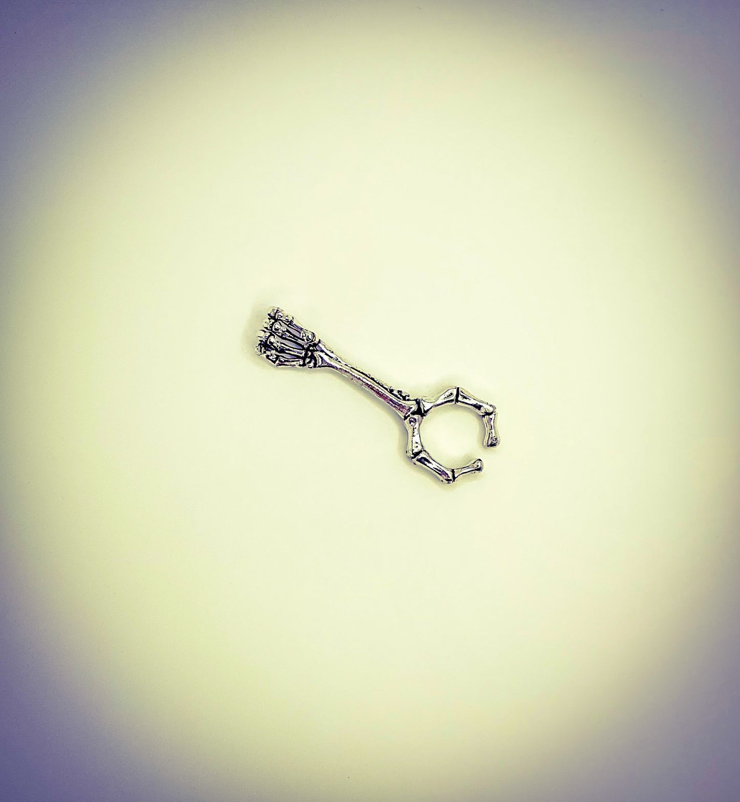Claw Holder