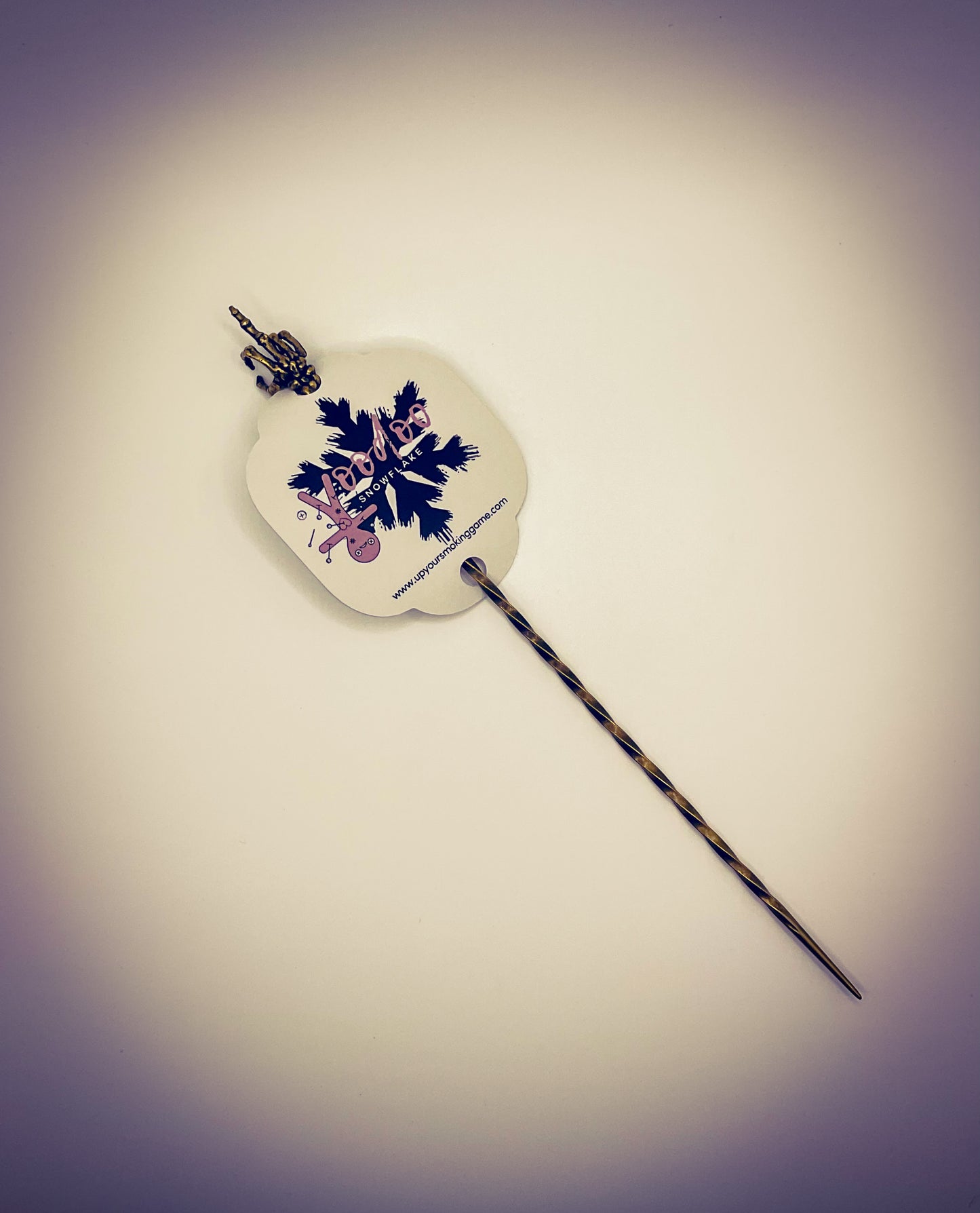 Long Claw Cigarette Holder 7”
