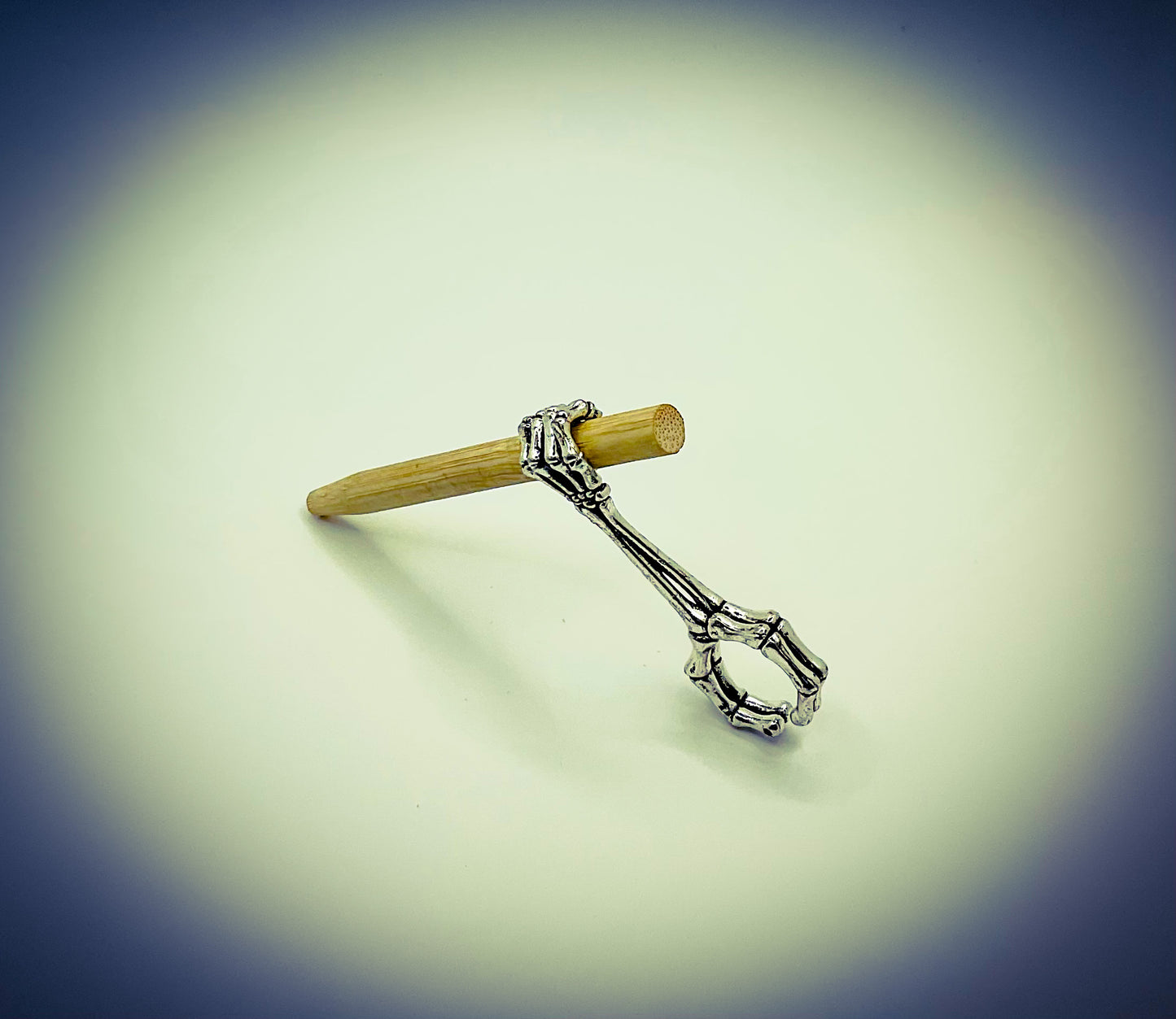 Claw Holder